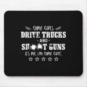 Mousepad Algumas Meninas Dirigem Caminhões E Disparam Armas