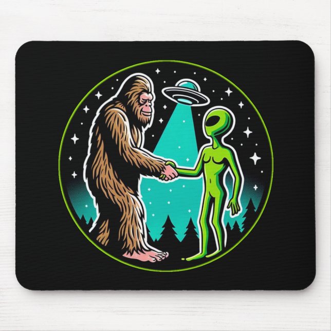 Mousepad Aliança de Alienígena Bigfoot - Engraçado Cryptid (Frente)