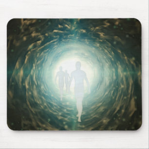 Mousepad Almas humanas num túnel de luz