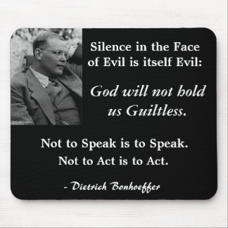 Mousepad Almofada-Bonhoeffer-SilenceintheFaceofEvil preta
