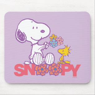 Mousepad Amendoins Flores De Esnoopia E De Madeira