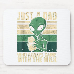 Mousepad Apenas um pai que sempre voltava com o leite, Ovni