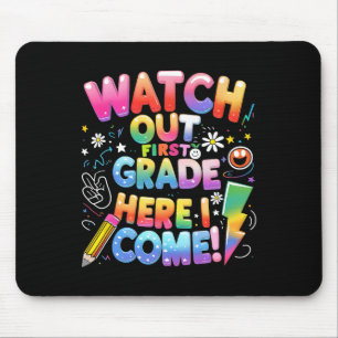 Mousepad Aqui vou eu 1ª série T-rex Fofo Cuidado Primeiro G