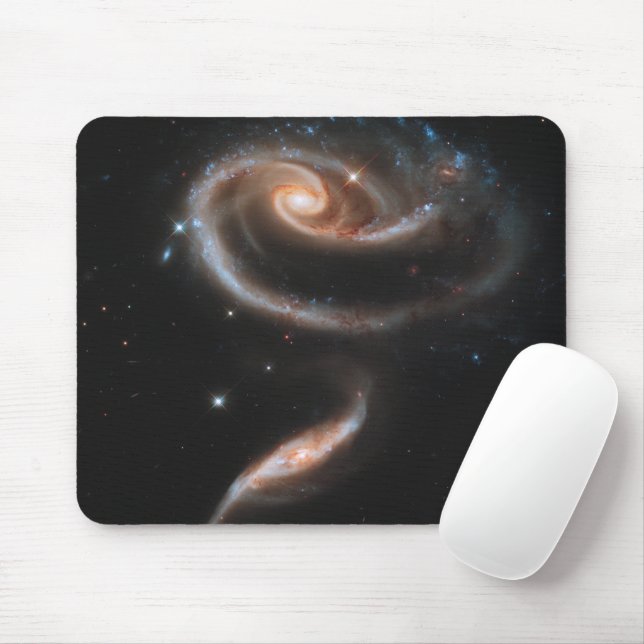 Mousepad Arp 273 Interagindo Galáxias Em Andromeda. (Com mouse)