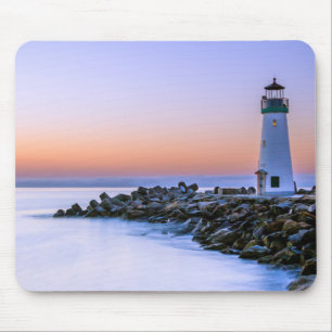Mousepad Arte de Farol Simplista Costeira Calma e Pacífica
