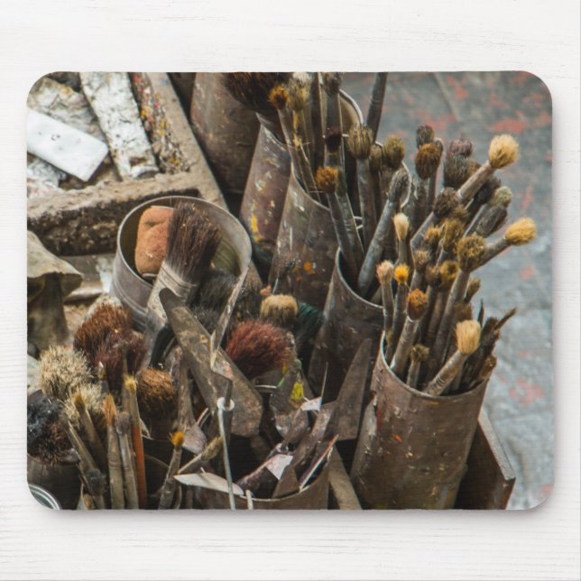Mousepad Artista Paintbrushes e Tinta em Velha Mala de Made (Frente)