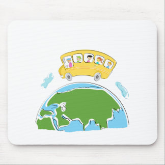 Mousepad auto escolar dos desenhos animados na terra