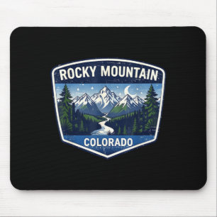 Mousepad Aventura de caminhada na natureza da montanha roch
