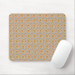 Mousepad Azulejos Retro Redondos Padrão de Margarida do Méx<br><div class="desc">Veja este incrível padrão geométrico de azulejo! Personalize-o adicionando seu próprio texto. Procure mais no meu compro! Se você o comprar,  obrigado! Certifique-se de compartilhar uma foto no Instagram dele em ação e marque-me @shoshannahscribbles :)</div>