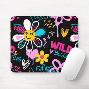 Mousepad Babete de Bebê com Padrão de Grafite de Flor Sorri
