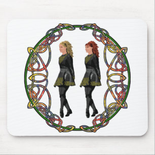 Mousepad Bailarinos Irlandeses em Cercadura de Nós Celtas