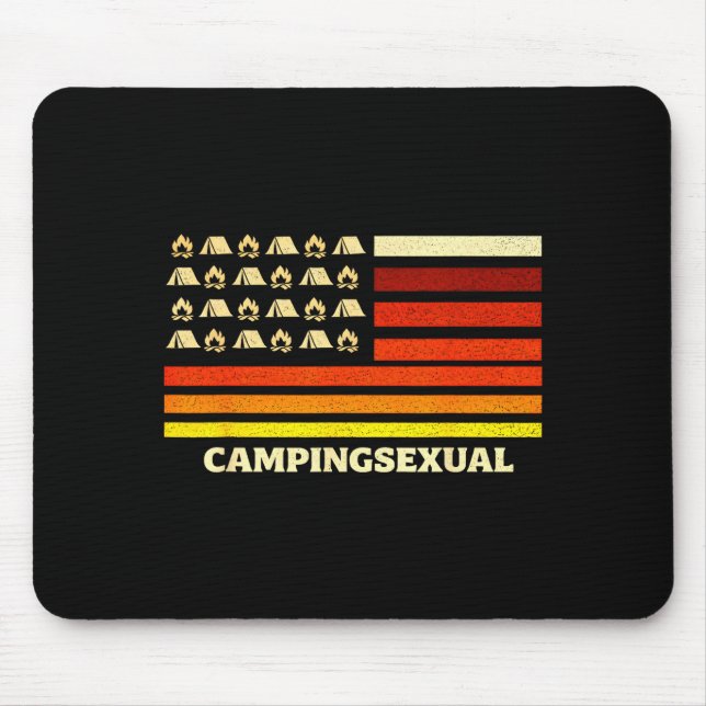Mousepad Bandeira retro da vida de acampamento feliz barrac (Frente)