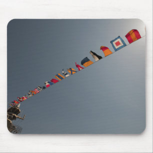 Mousepad Bandeiras voam sobre o convés do USS Iwo Jima