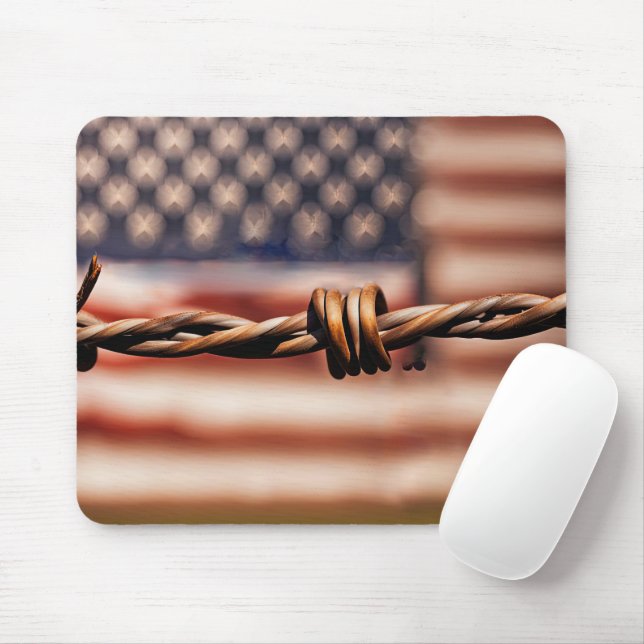 Mousepad Barbed Wire Sobre Bandeira Americana (Com mouse)