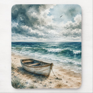 Mousepad Barco a Remo Desgastado pela Chuva em uma Praia Co