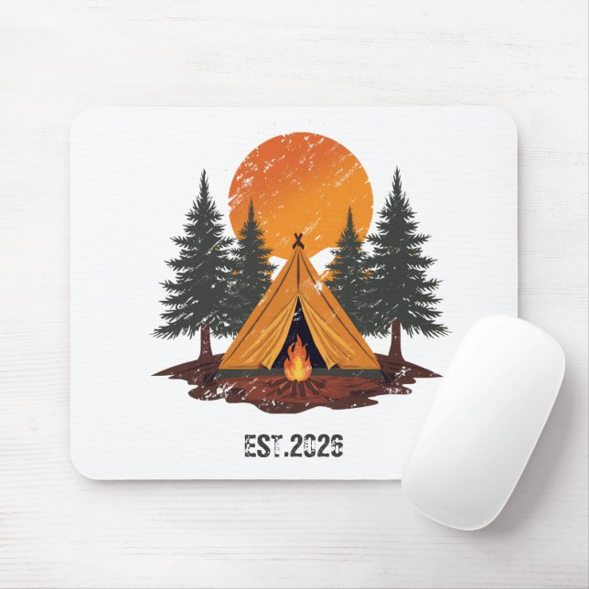 Mousepad Barracas de Pinheiros Antigos e Montanhas (Com mouse)