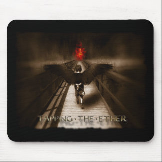 Mousepad Batendo o éter