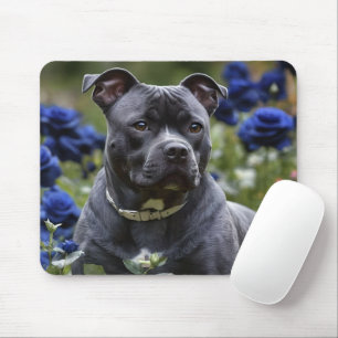 Mousepad "Beleza Azul do Brindle: Um Staffy Com Rosas Azuis