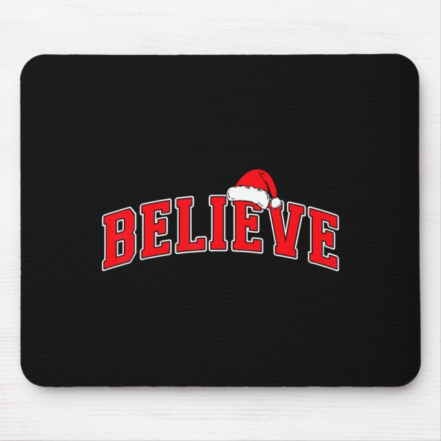 Mousepad Believe Christmas Varsity Text With Santa Hat Fami (Frente)