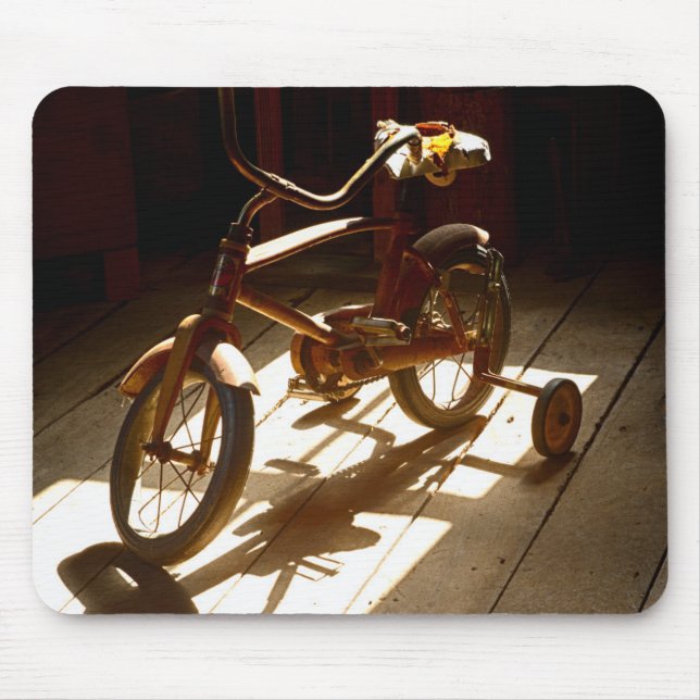 Mousepad Bicicleta infantil no antigo moinho de grãos (Frente)