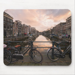 Mousepad Bicicletas no por do sol em Amsterdão