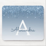 Mousepad Bloco de Mão de Monograma de Drives Azuis<br><div class="desc">Blue Modern Sparkle e Driblando o Nome do Monograma Monograma Monograma Monograma Mousepad para a Faculdade,  o Segundo grau ou o escritório doméstico ou empresa. Este teclado do mouse pode ser personalizado para incluir seu primeiro nome e inicial.</div>
