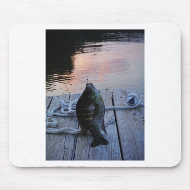Mousepad Bluegill no lago de Arrohouad ao pôr do sol (Frente)