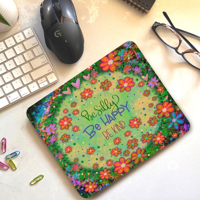 Mousepad Bobo Feliz Corações Florais Bonito (Criador carregado)