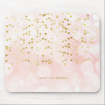 Mousepad Bonito folha cor-de-rosa e folha de ouro cardíaca<br><div class="desc">Adicione um sotaque feminino e moderno ao seu espaço de trabalho com este mouse personalizado. Ele apresenta fundo branco e cor-de-rosa com cor cor de folha de ouro confetti. Personalize adicionando um nome ou uma frase curta. Este tapete de coração de folha de ouro será perfeito como presente.</div>