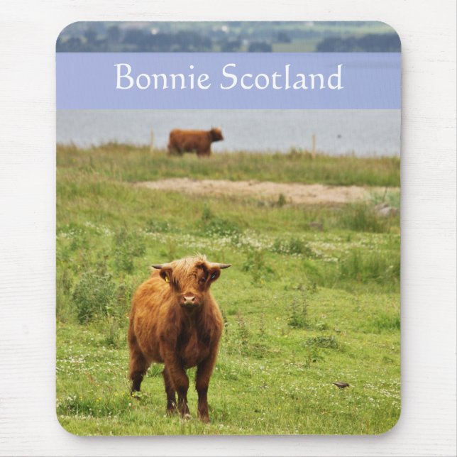 Mousepad 'Bonnie Scotland' com Young Highland Cow Photo (Frente)