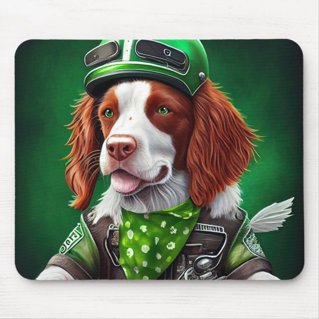 Mousepad Brittany Spaniel dirigindo Ruas de bicicleta. Dia  (Frente)
