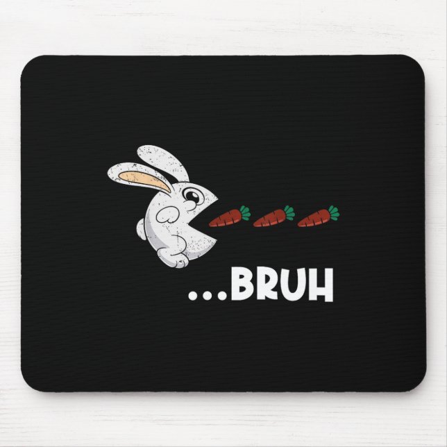 Mousepad Bruh Easter Bunny Comendo Chocolate Coelho (Frente)