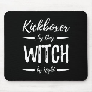 Mousepad Bruxa Kickboxer Roupa de Halloween de Kickboxing E