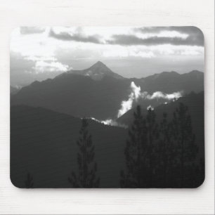 Mousepad Bully Choop em uma manhã escura...