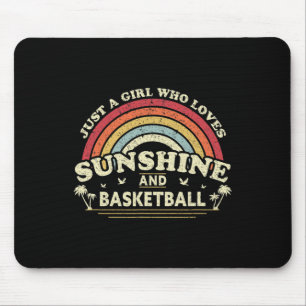 Mousepad Bysketbyll. Uma Menina Que Ama Sol E Bysketb