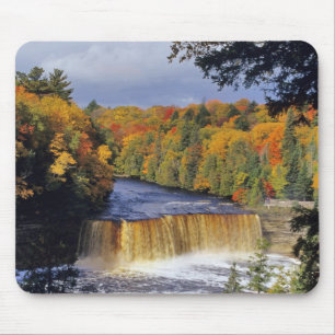 Mousepad Cachoeira Upper Tahquamenon em UP Michigan no outo