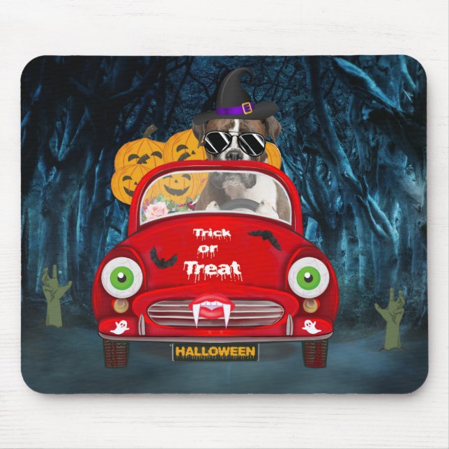 Mousepad Cachorro Boxer Dirigindo Carro Assustador no Hallo (Frente)