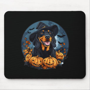 Mousepad Cachorro Coonhound Preto e Marrom com Chapéu de Br