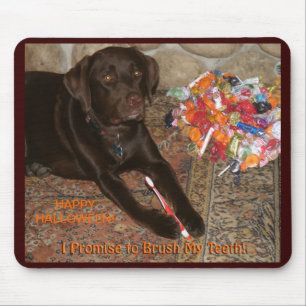Mousepad Cachorro de Halloween com dente doce