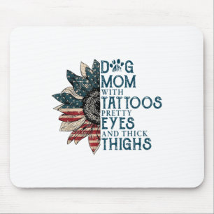 Mousepad Cachorro Mãe Com Tatuagens Olhos Bonito E Coxas Es