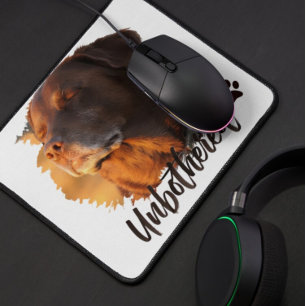 Mousepad Cachorro na Hora Dourada Impassível – Minimalista 