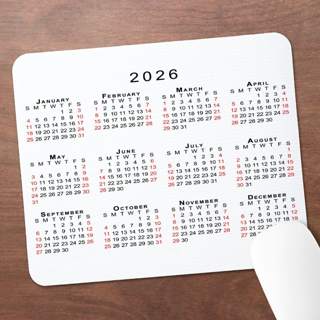 Mousepad Calendário 2026 Simples Branco Preto Vermelho (2026 Calendar Simple White Black Red Mouse Pad, in situ)
