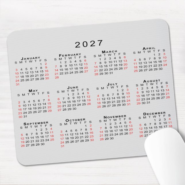 Mousepad Calendário 2027 Simples Cinza Preto Vermelho (2027 Calendar Simple Gray Black Red Mouse Pad in situ)