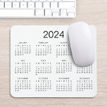 Mousepad Calendário Clássico Preto e Branco 2024 Simples<br><div class="desc">Um simples teclado de mouse clássico 2024 com letras pretas em um fundo branco. Você pode até adicionar mais texto ou imagens,  personalizar a cor de fundo.</div>