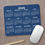 Mousepad Calendário de Exibição de Ano de cheio - horizonta<br><div class="desc">Azul e Branco - Um calendário mínimo básico de 12 meses com um fundo de cor sólida. Uma busca padrão para seu escritório doméstico ou vestiário escolar. As fontes são simples de ler e as cores podem ser alteradas. — Se você abrir a área personalizada, ela levará a você para...</div>