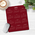 Mousepad Calendário Moderno Minimalista da Borgonha da Borg<br><div class="desc">🌟 Este é para 2025 🌟 2025 o moderno e simples Mouse de Borgonha e Calendário Branco,  com um calendário simples e minimalista de um ano à vista. Todas as cores são personalizáveis. Entre em contato conosco em cedarandstring@gmail.com se precisar de assistência com o design ou produtos correspondentes.</div>