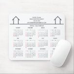 Mousepad Calendário Personalizado 2024 da Real Estate Compa<br><div class="desc">Este moderno mousepad do calendário do realtor é personalizado com o nome da sua empresa real sob o nome do agente na tipografia quic. Essa tela minimalista de mouse preto e branco apresenta um simples desenho de linha de uma casa. Presente de marketing contemporâneo para um agente imobiliário trabalhando para...</div>