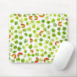Mousepad Camarões e Rainbows Padrão de Aquarela<br><div class="desc">Veja este incrível padrão de aquarela! Personalize-o adicionando seu próprio texto. Procure mais no meu compro! Se você o comprar,  obrigado! Certifique-se de compartilhar uma foto no Instagram dele em ação e marque-me @shoshannahscribbles :)</div>