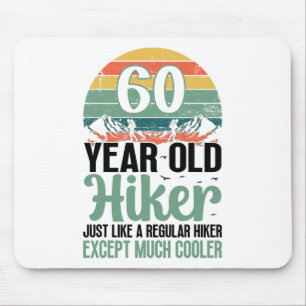 Mousepad Caminhante de Aniversário de 60 Anos Montanha 60 A