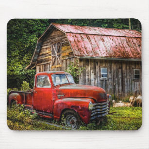 Mousepad Caminhão legal e velho na Fazenda